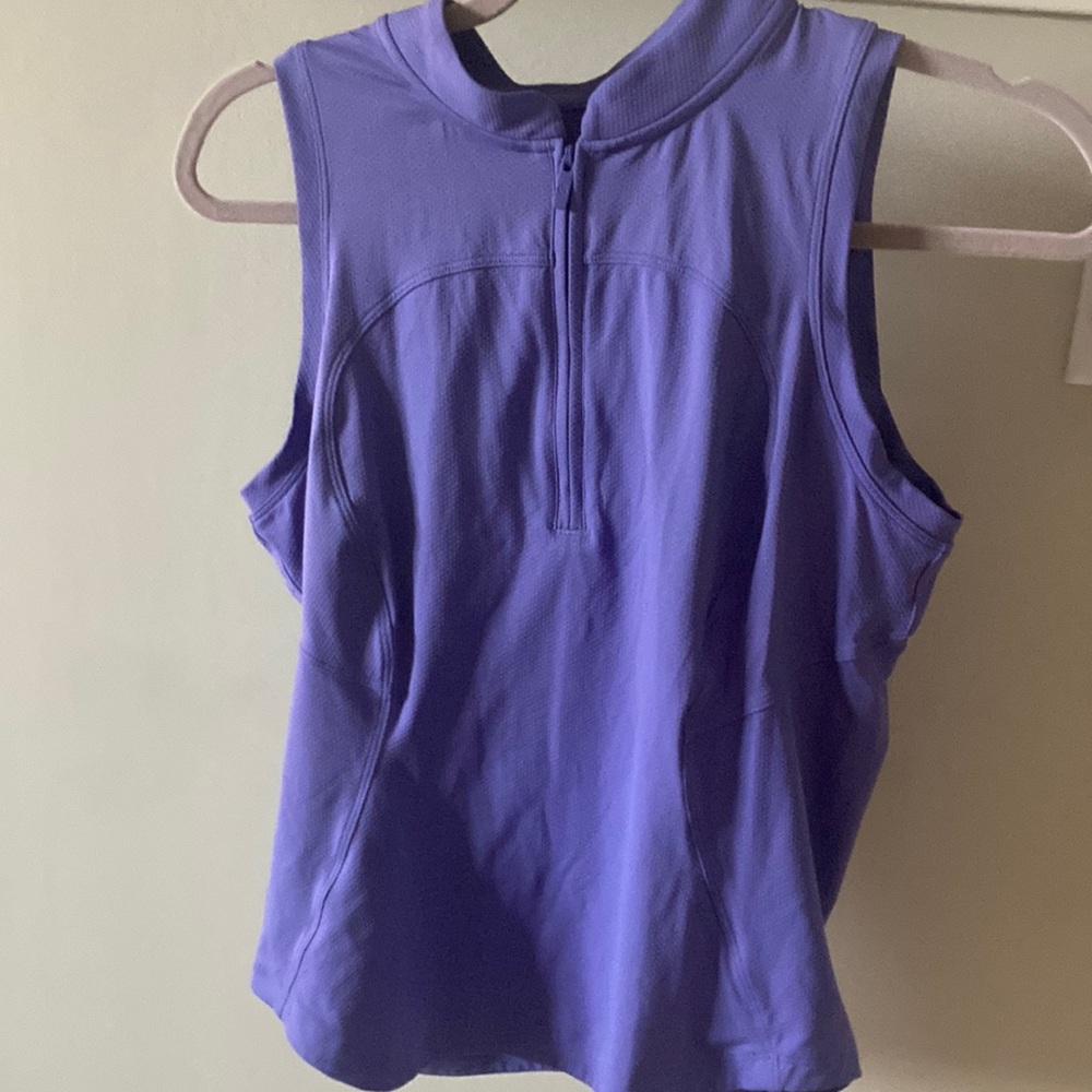 Lululemon front zip mock neck tennis tank top size six in purple good condition